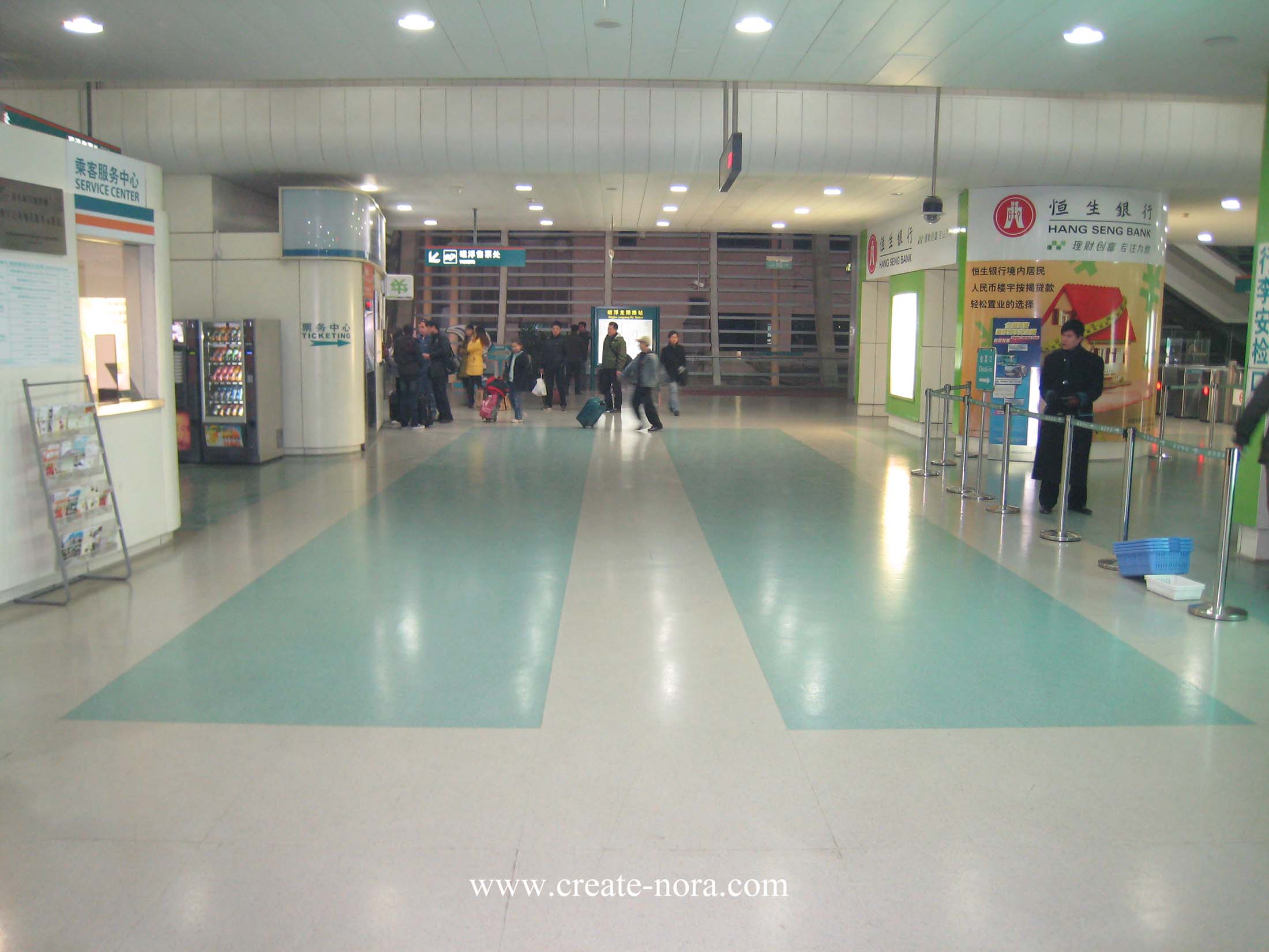 the photo of nora rubber flooring in Shanghai Maglev Longyang Road Station and Pudong Airport Station 7